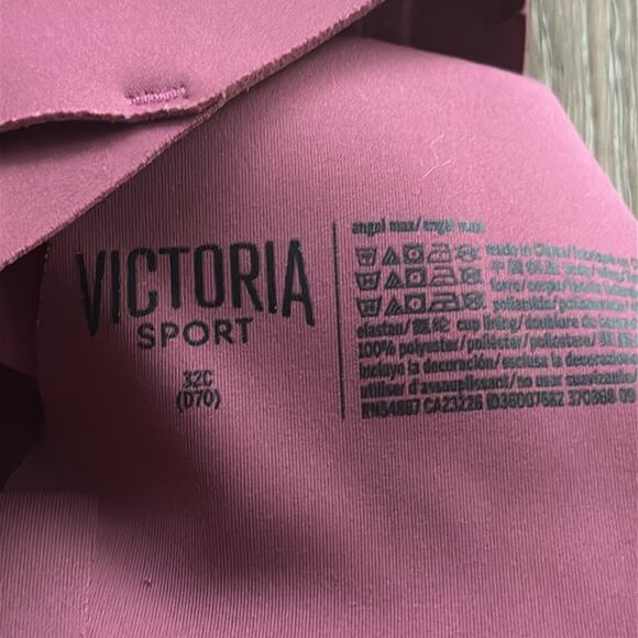 Victoria's Secret Sport Angel Max Sports Bra 32C - Picture 2 of 3